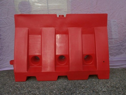 NJ2 Barriera stradale polietilene